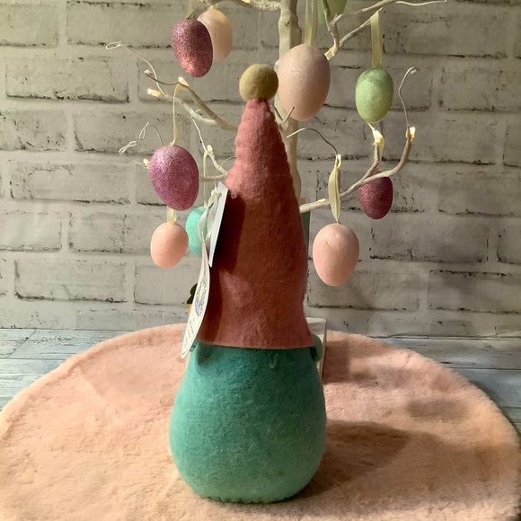Well Dressed Gnome Felt Easter Decor - Picture 3 of 4
